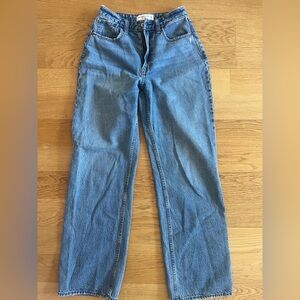Abercrombie & Fitch Medium Blue Jeans The Loose High Rise fit